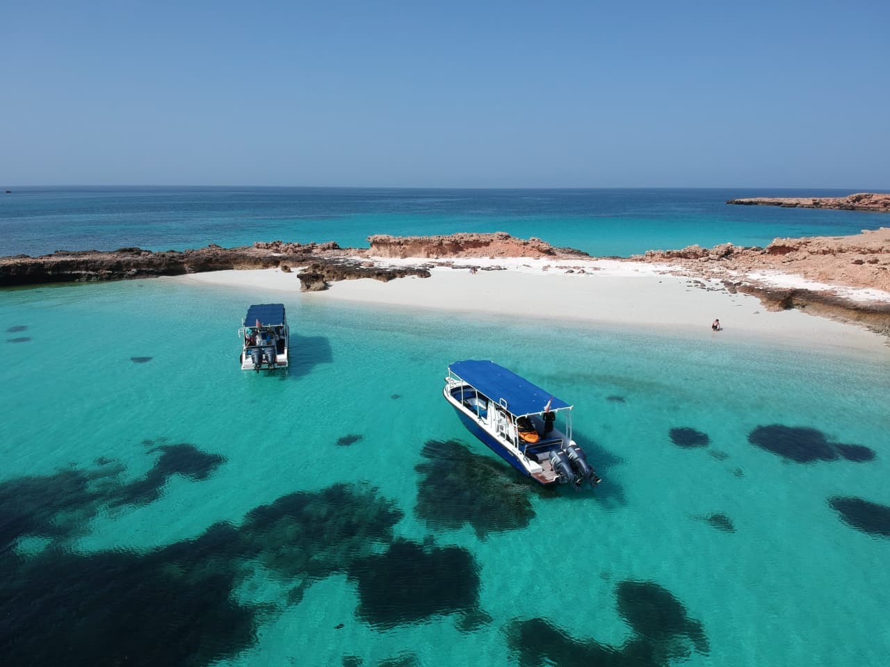 Daymaniyat Blue Paradise