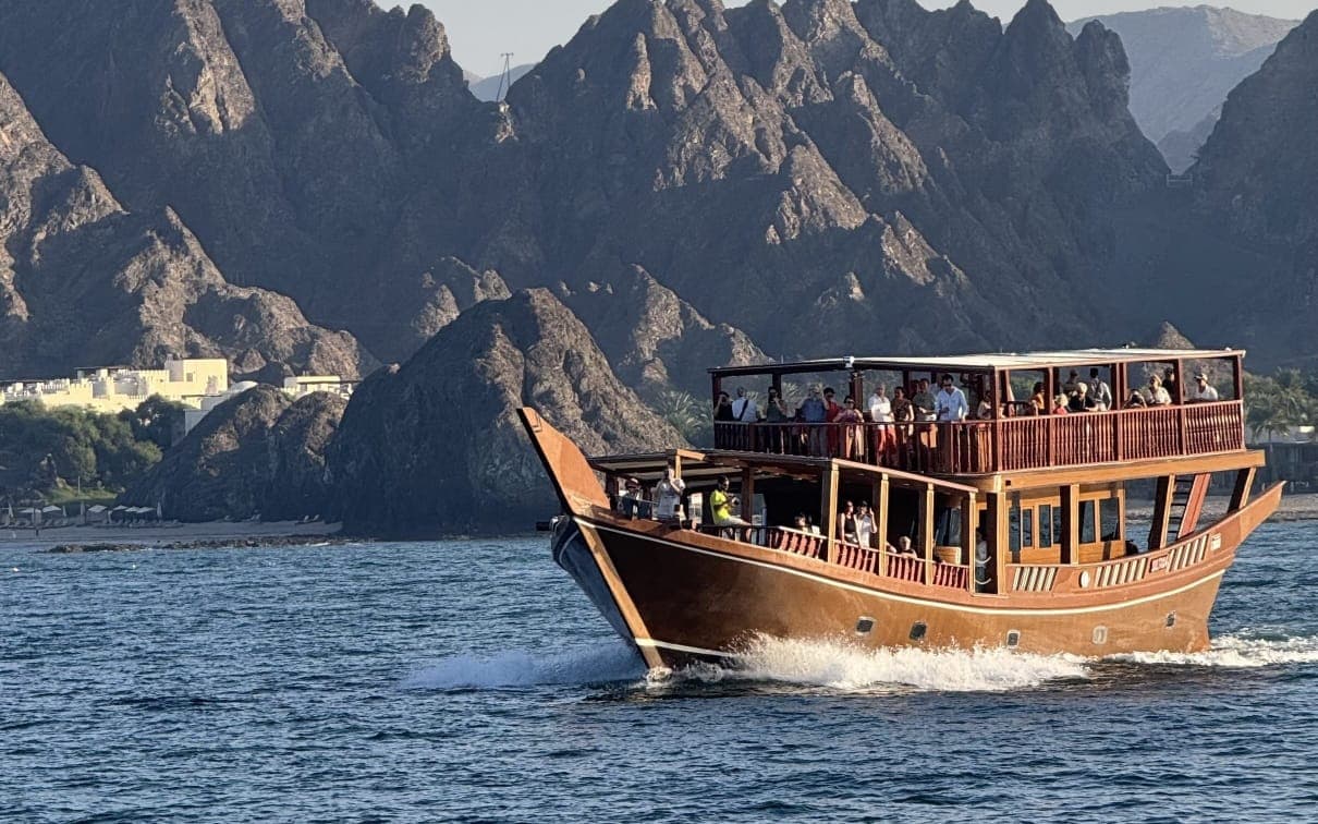 Sunset Dhow Cruise – Muscat