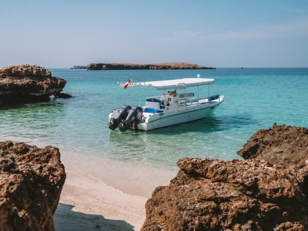 Daymaniyat Blue Paradise